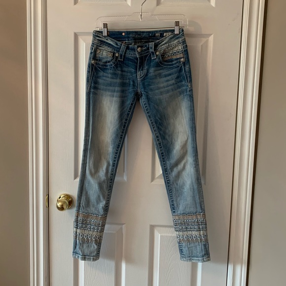 Miss Me Skinny Ankle Jean - Size 25 - Picture 7 of 11